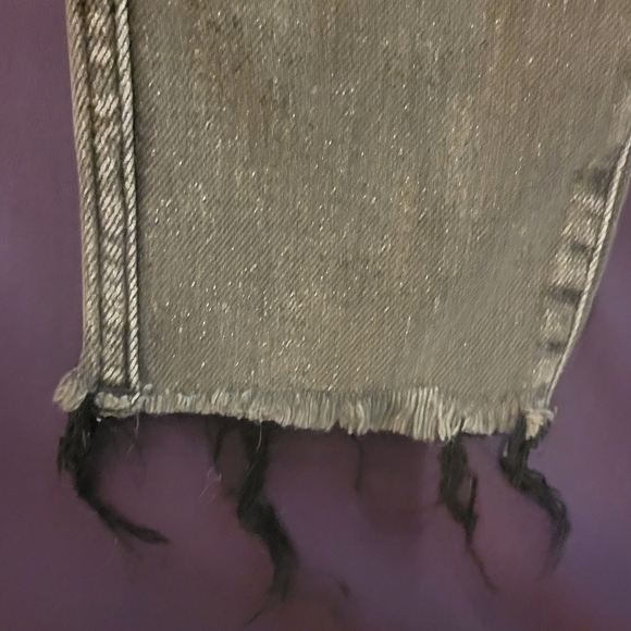 Good American Womens Gray Skinny Jeans with Fading & Frayed Hem. Size 14/32 - Picture 3 of 6